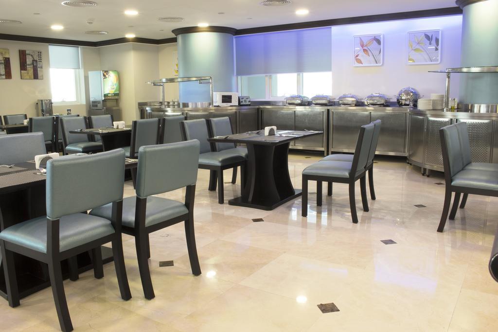 Tower Hotel Apartments Abu Dhabi Buitenkant foto