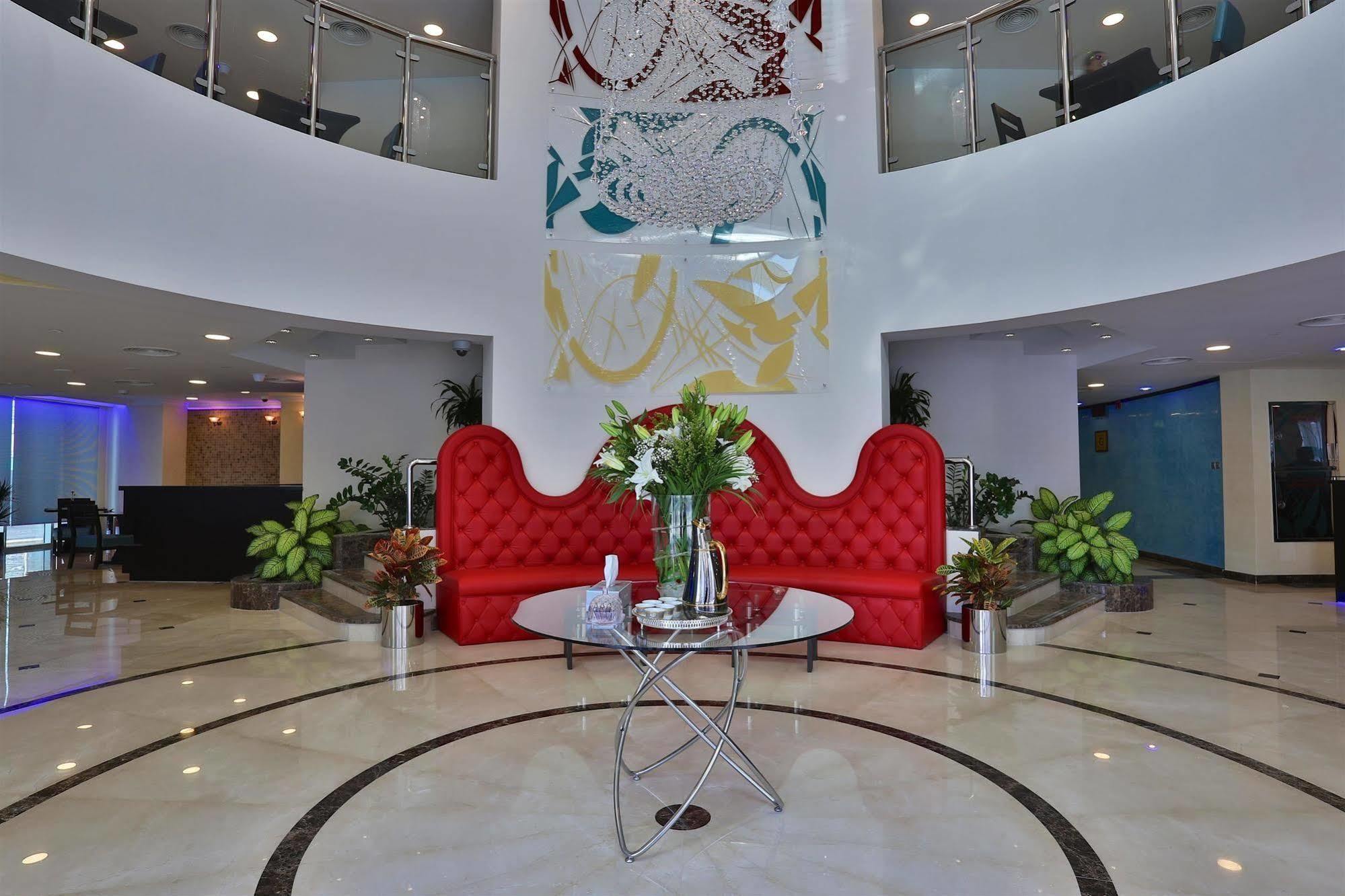 Tower Hotel Apartments Abu Dhabi Buitenkant foto